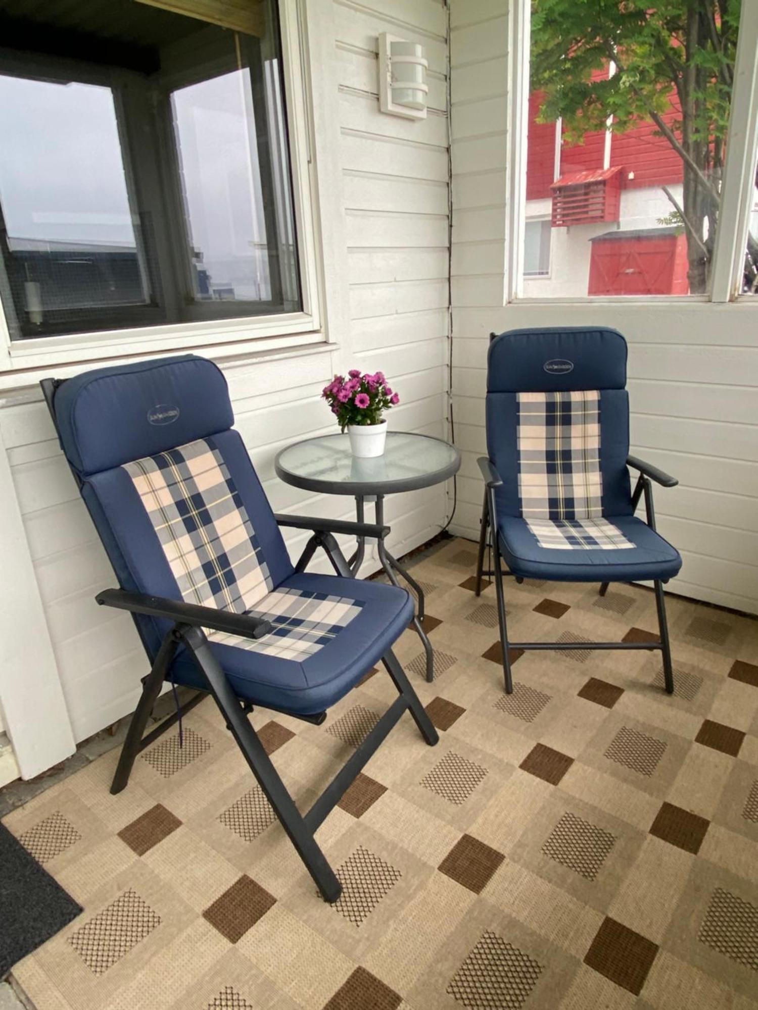Polar Cozy Apartment - With View And Free Parking Tromsø Eksteriør billede